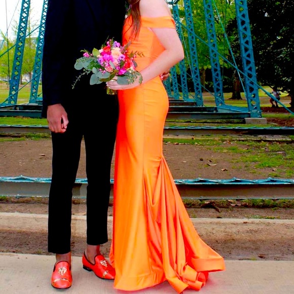 Jessica Simpson Dresses & Skirts - Orange Jessica Simpson Size 2 Prom Dress